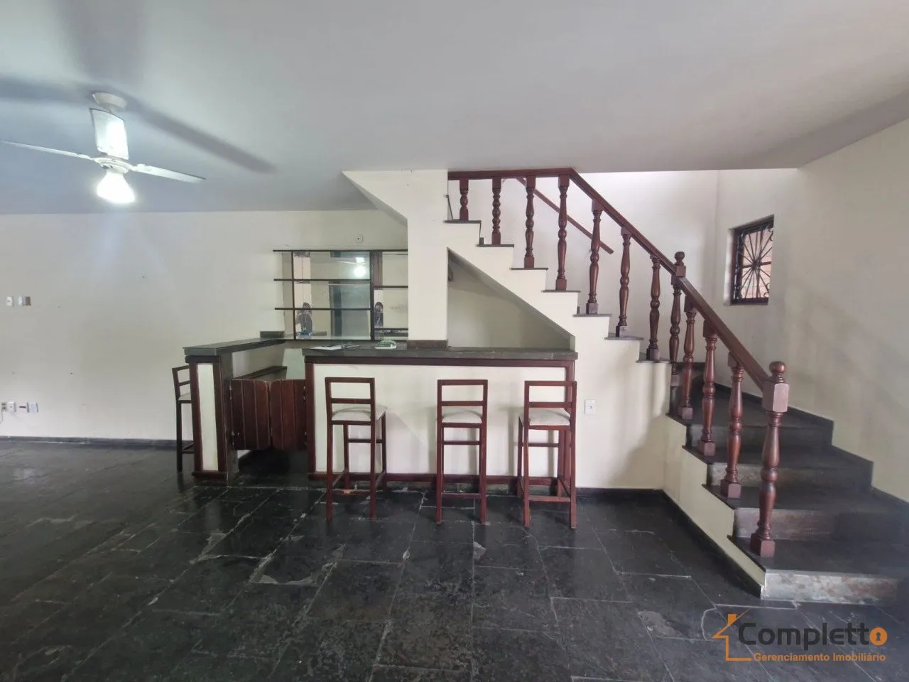 Casa de 220 m² con balcón gourmet y bañera — photo 7