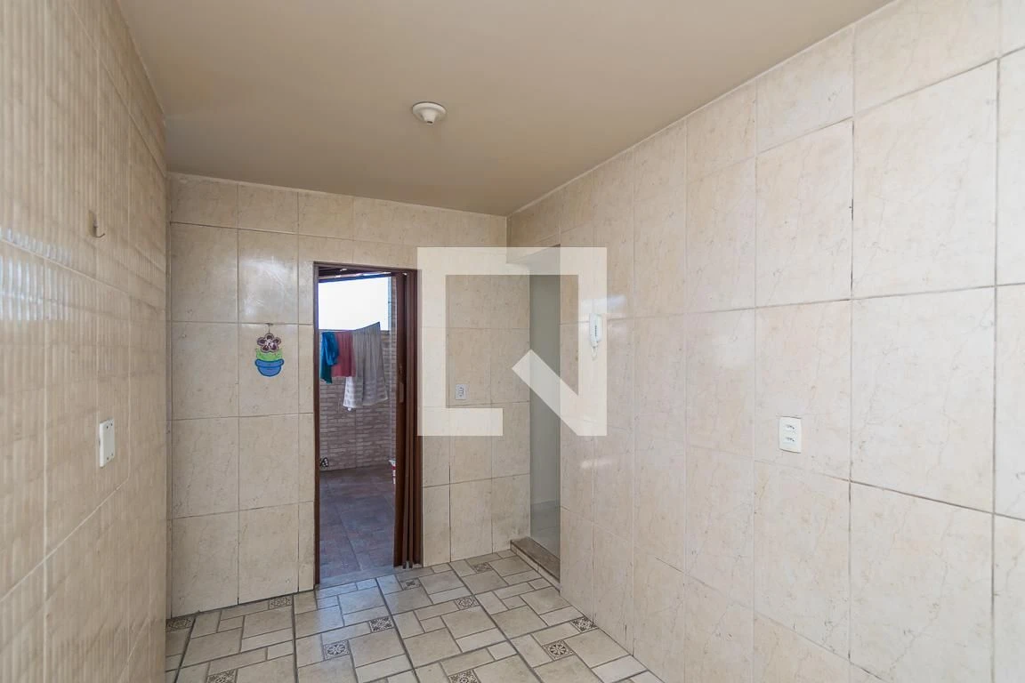 One-bedroom apartment with a washing machine — photo 20