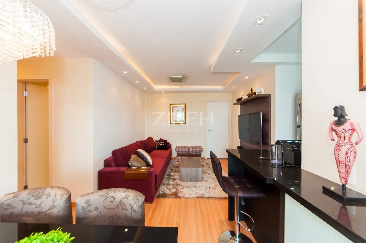 Квартира 70 м² с застеклённым балконом и рабочим местом — photo 9