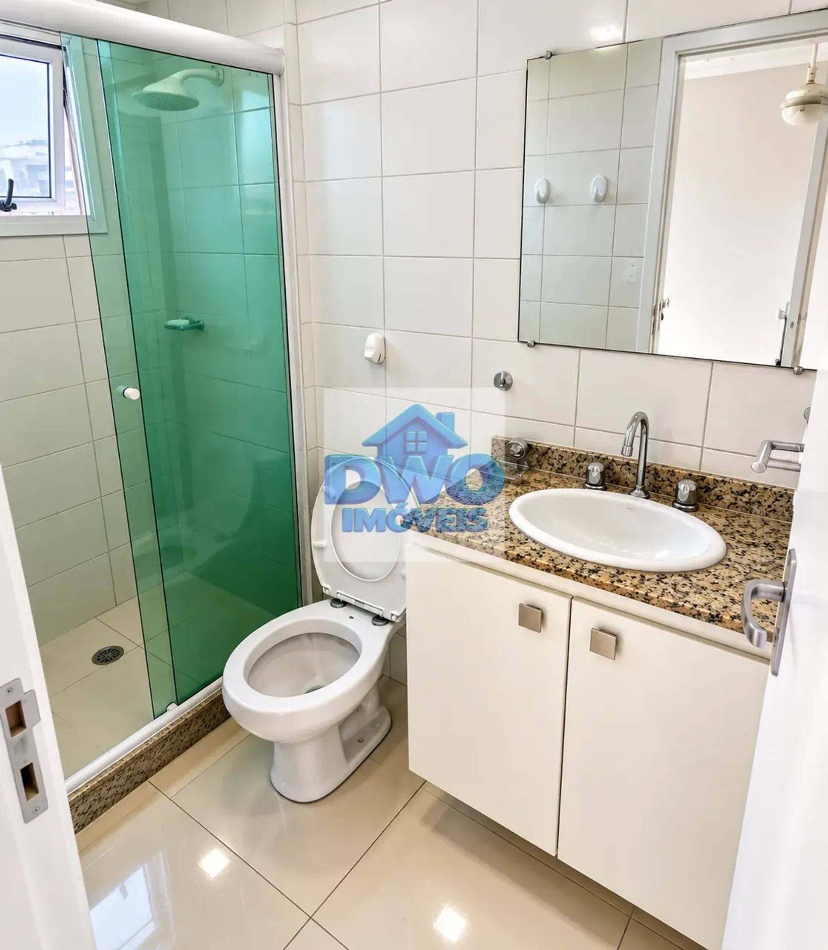 3-bedroom apartment in a building with a sauna — photo 12