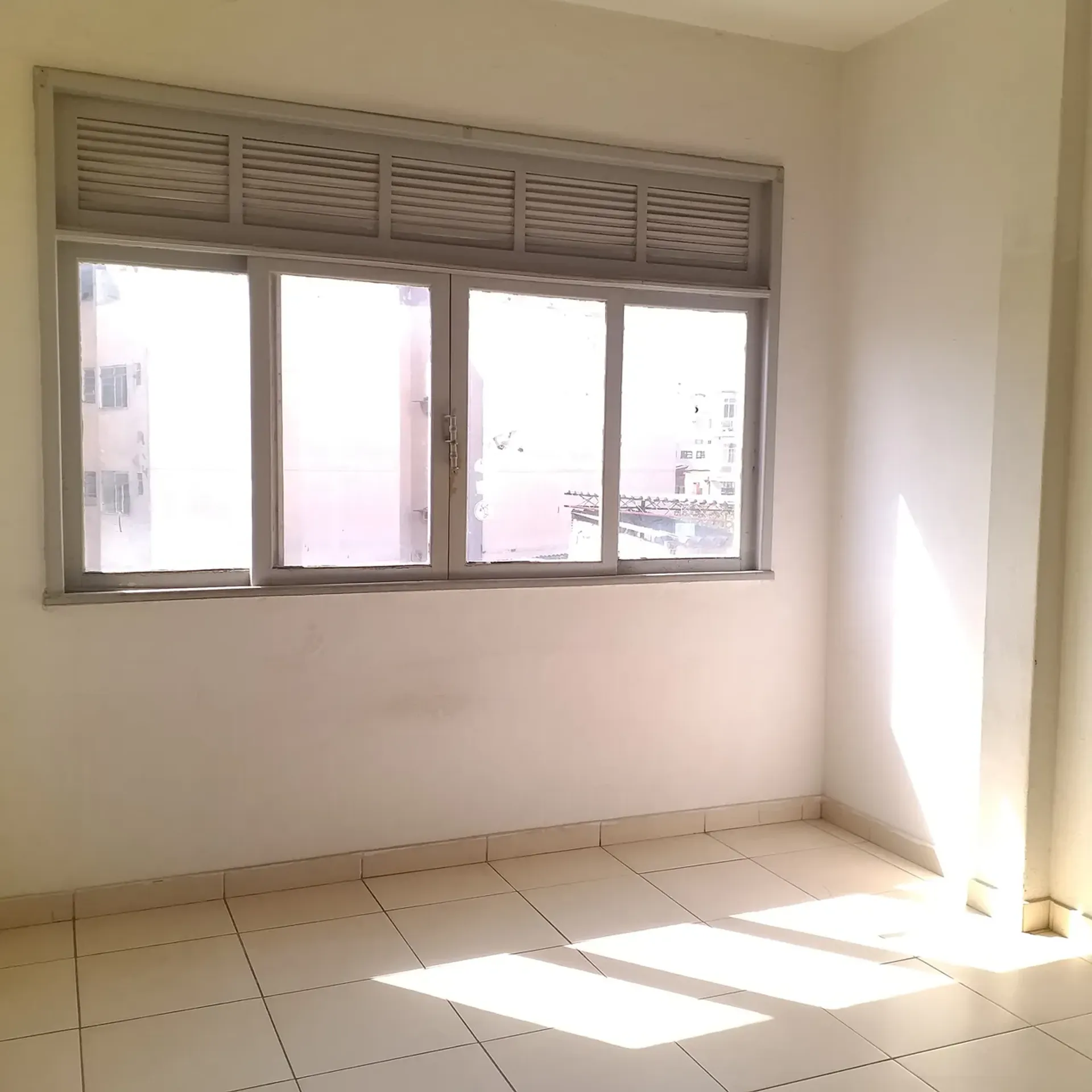 Квартира: 2 спальні, 85 м² — photo 23