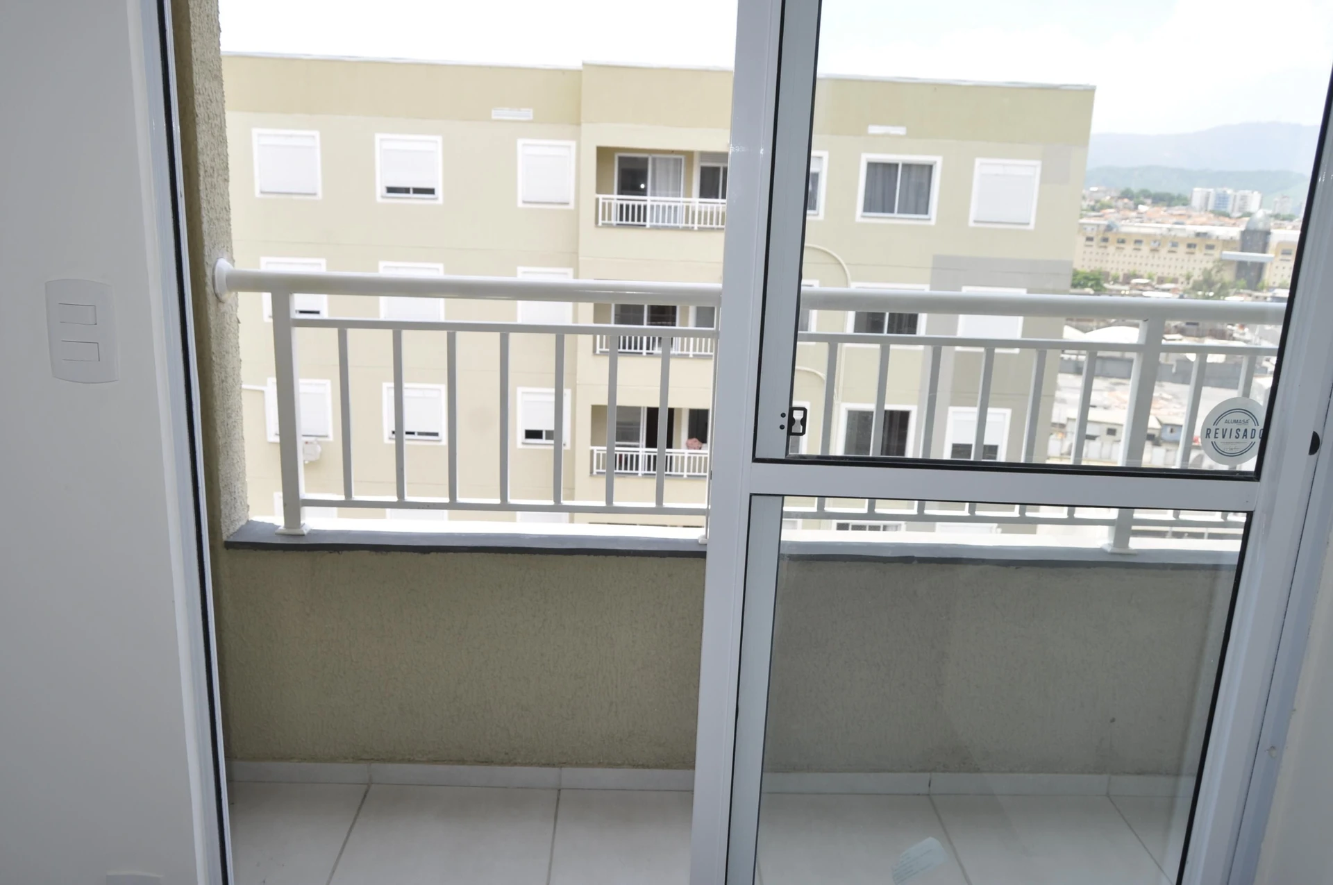 Mountain view in a 2-bedroom apartment, 42 m² — photo 34