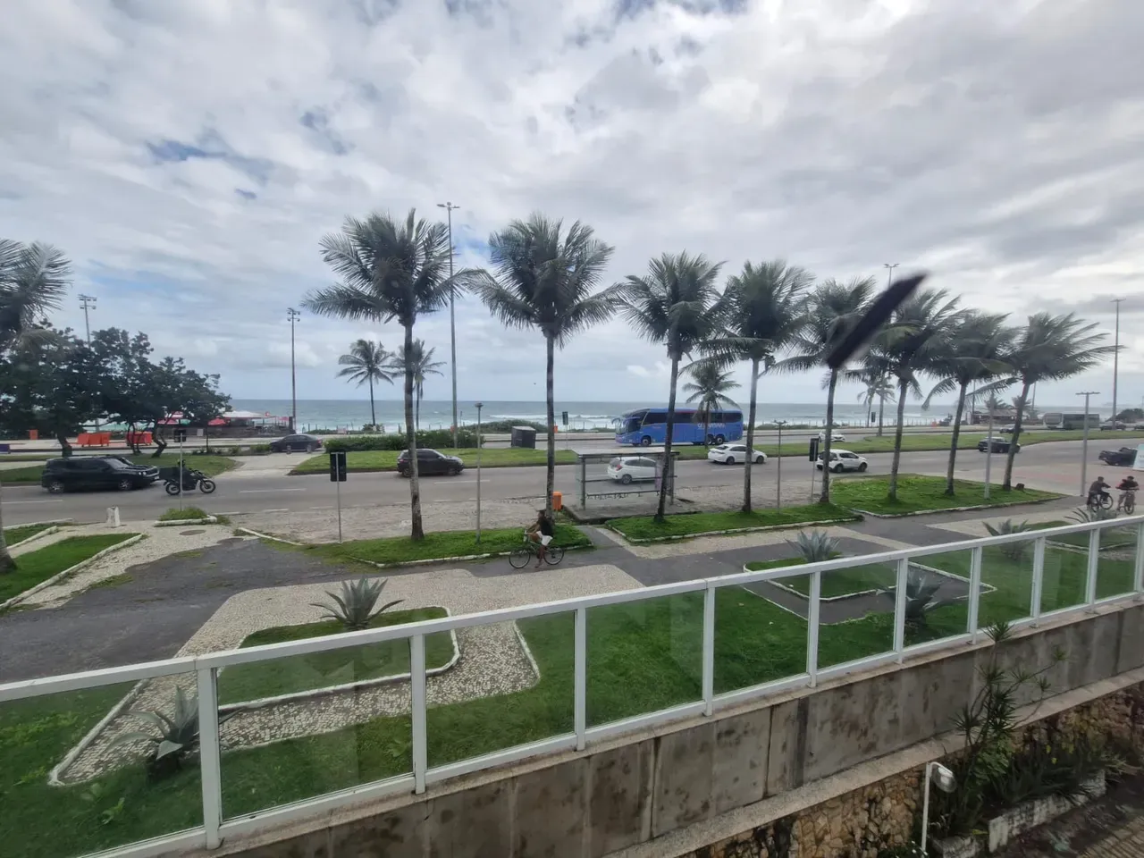 Furnished house, 280 m², with a water view — photo 26