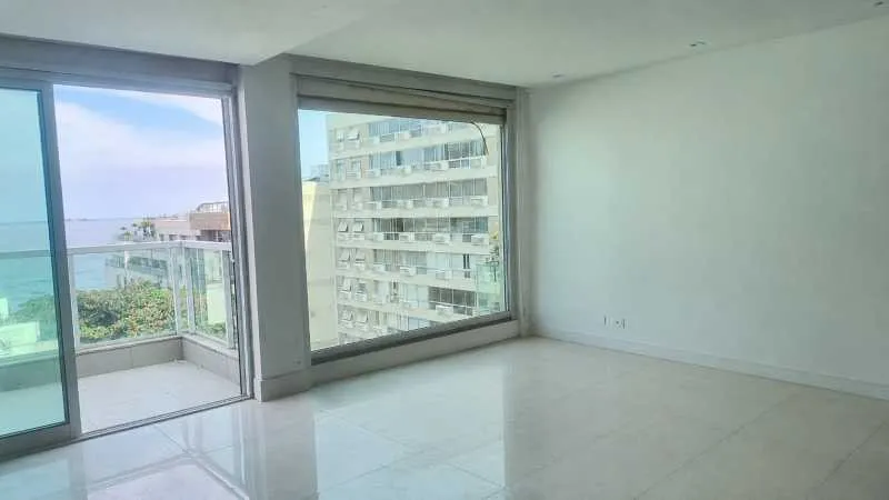 Triplex com 3 dormitórios e 5 banheiros — photo 22