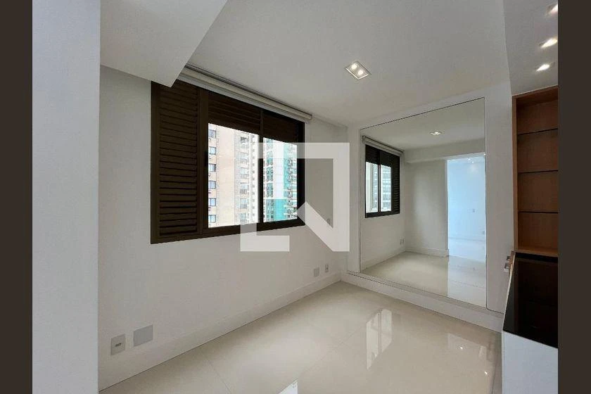 Apartamento, 105 m², com banheira — photo 20