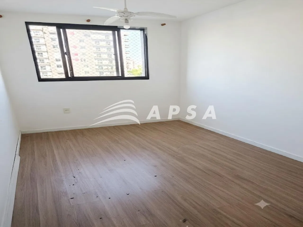 Furnished 2-bedroom, 2-bath apartment — photo 3
