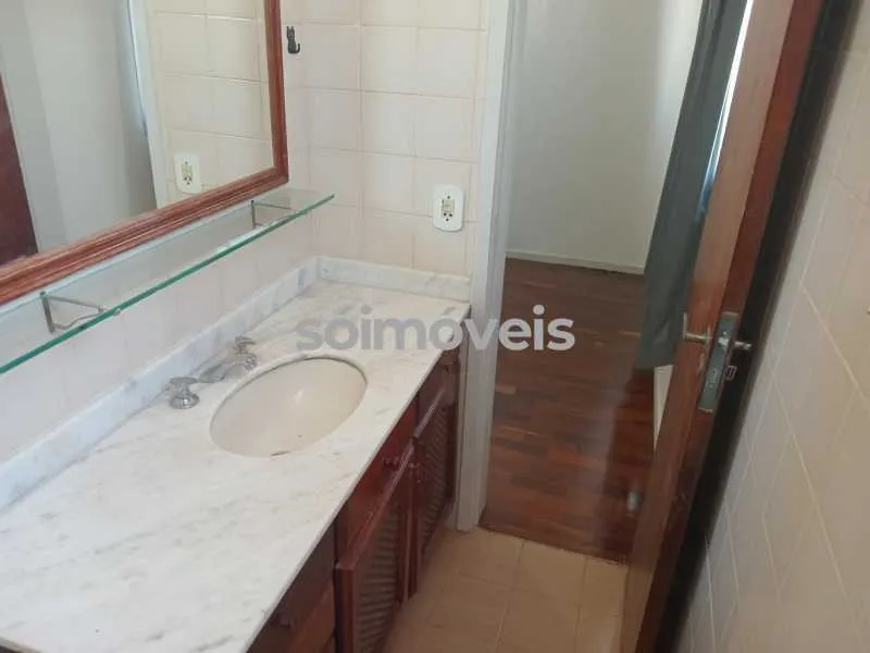 Apartamento com 3 quartos, 3 banheiros e varanda — photo 2