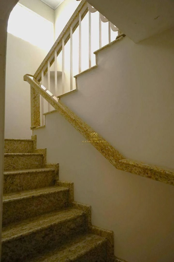 Дом без мебели: 3 спальни, 4 ванные, участок 432 м² — photo 35