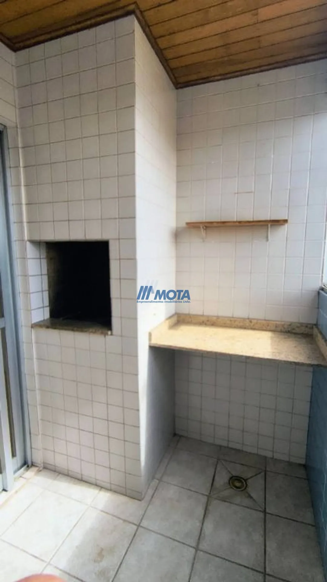 3-bedroom apartment with a private BBQ — photo 46