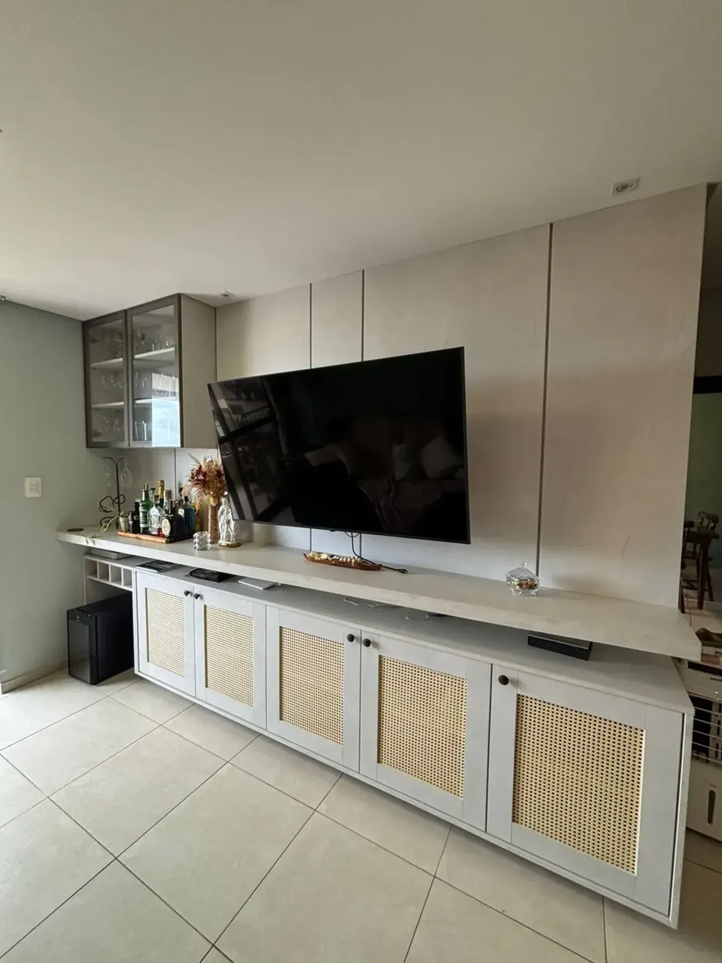 Мебльована квартира 65 м² з 2 люксами та 1 ванною