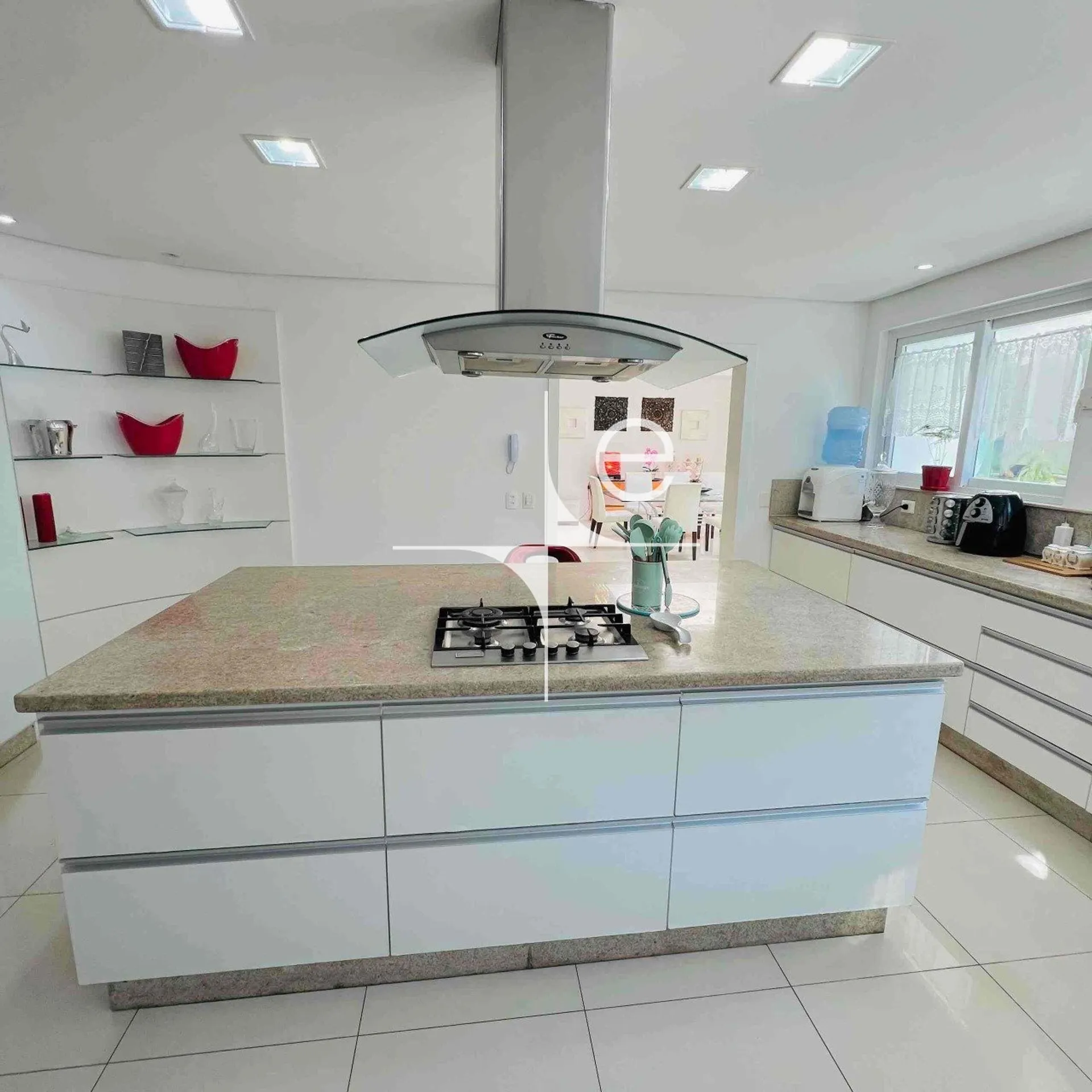 Furnished house with 7 bedrooms and a balcony BBQ — photo 16