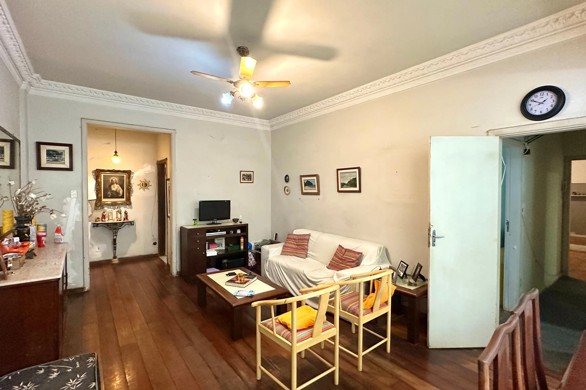 Furnished apartment with 3 bedrooms and 2 bathrooms — photo 30