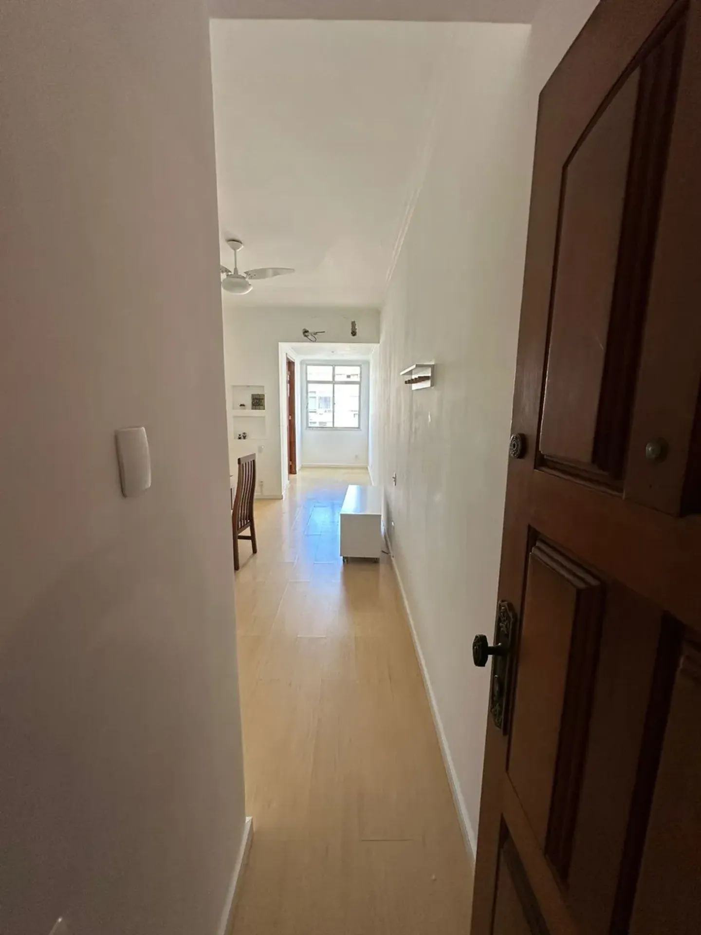Apartment with a closed kitchen and gas stove; 2 bedrooms — photo 3