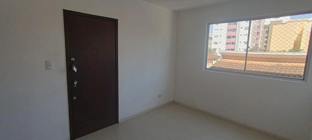 Piso de 80 m² sin amueblar con 3 dormitorios y cocina cerrada — photo 8