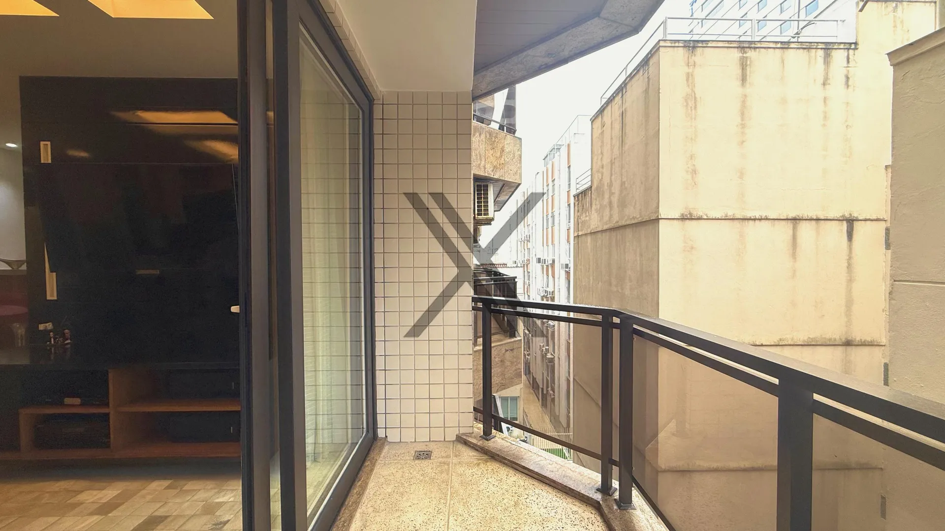 2-bedroom apartment in a building with a sauna — photo 11