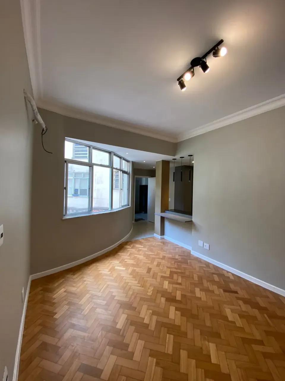 Rental apartment with open-plan kitchen and 1 parking space — photo 17