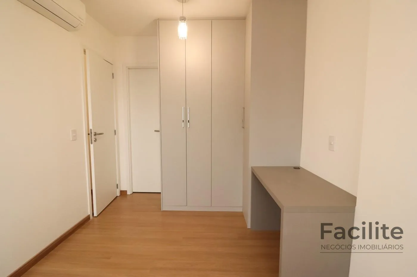 Furnished apartment, 46 m², with a home office — photo 4