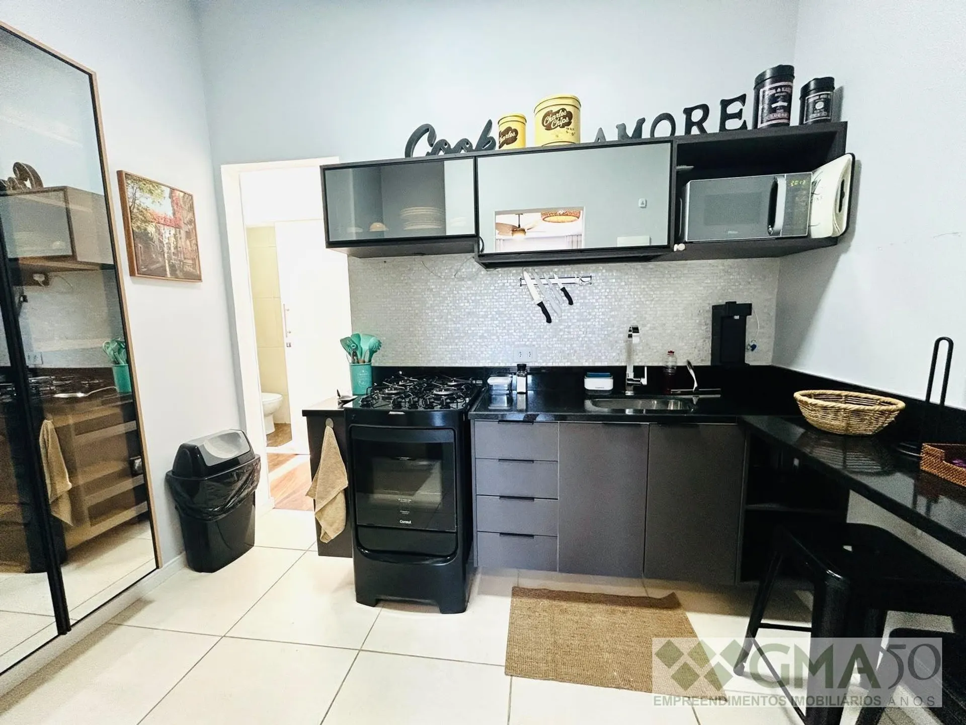 Furnished 90 m² apartment with 2 bedrooms and green views — photo 2