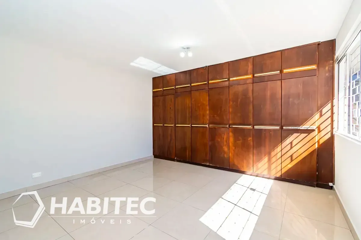 Будинок із 4 спальнями та садом — photo 3