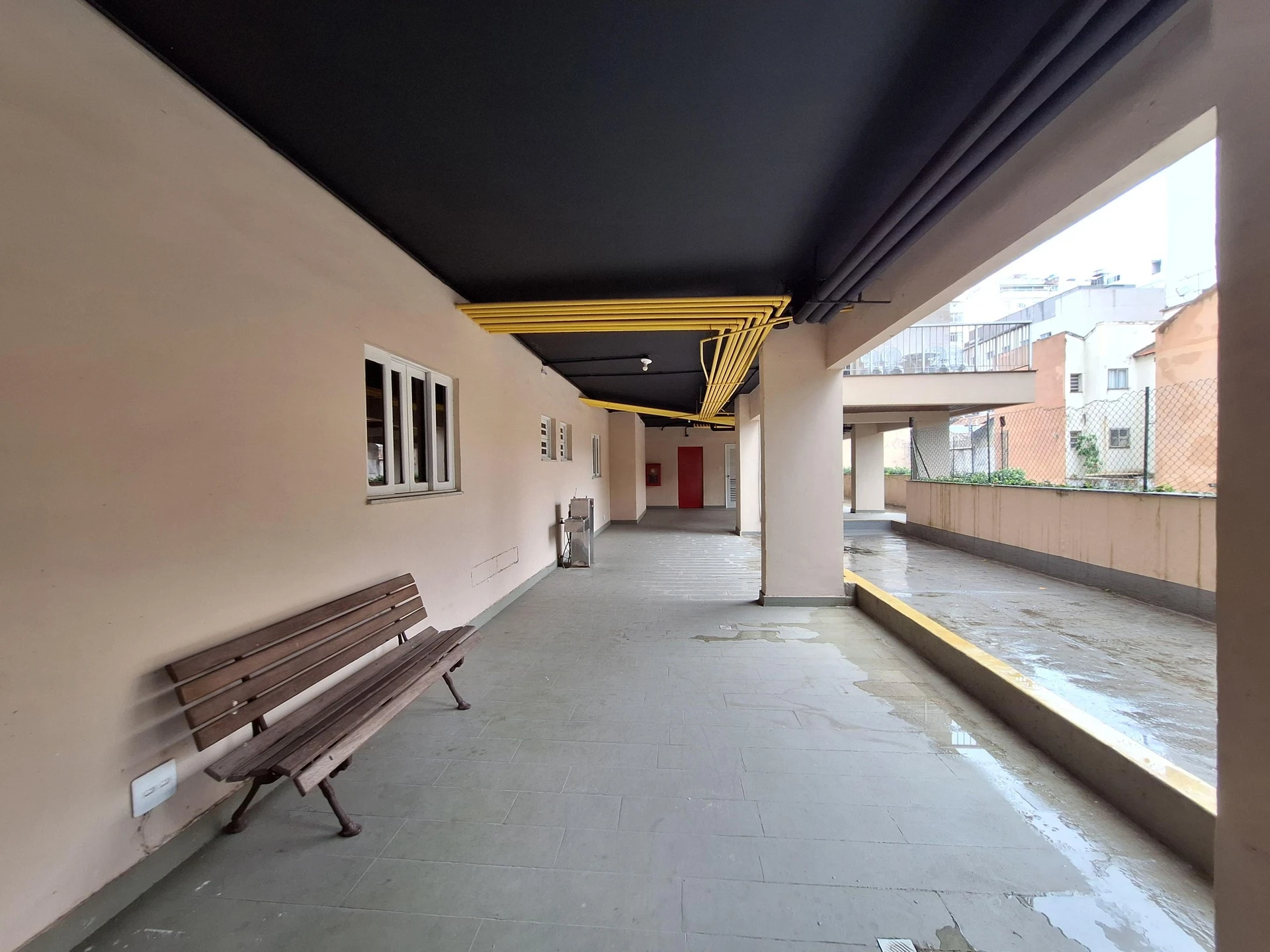 Apartamento de 75 m² com jacuzzi e varanda envidraçada — photo 21