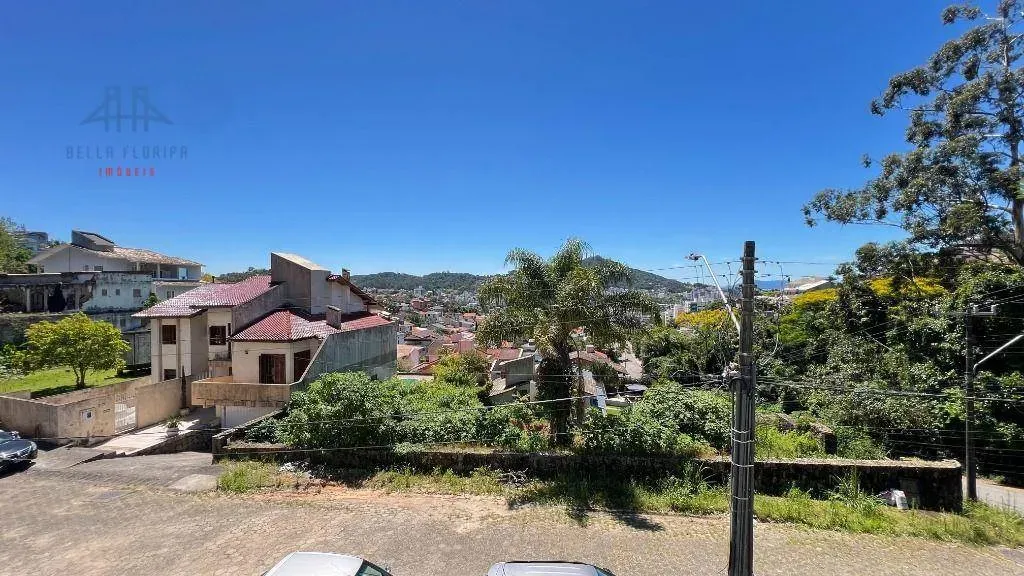 3-bedroom house with a balcony built-in BBQ — photo 49