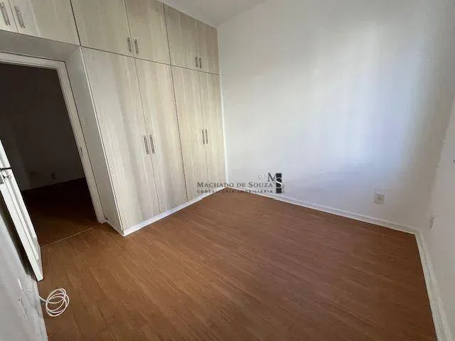 Робоче місце та 1 спальня: квартира 60 м² — photo 3