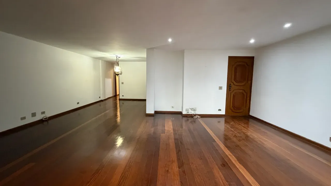 Apartamento para locação de 173 m² com 3 suítes e 2 vagas — photo 4