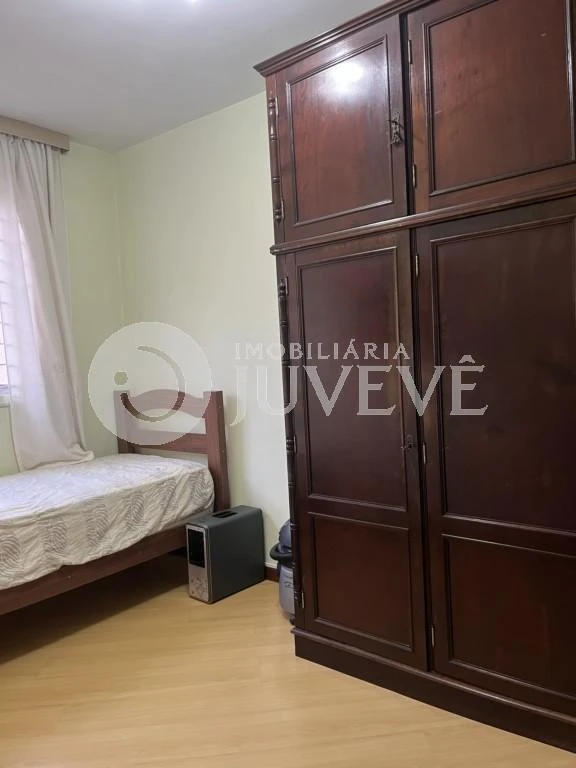 Home office in a 2-bedroom apartment, 58 m² — photo 4