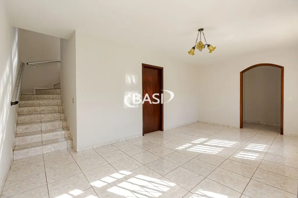 Unfurnished house with 4 bedrooms and 3 bathrooms — photo 55
