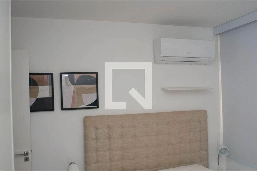 Furnished apartment, 105 m², with floor-to-ceiling windows — photo 7