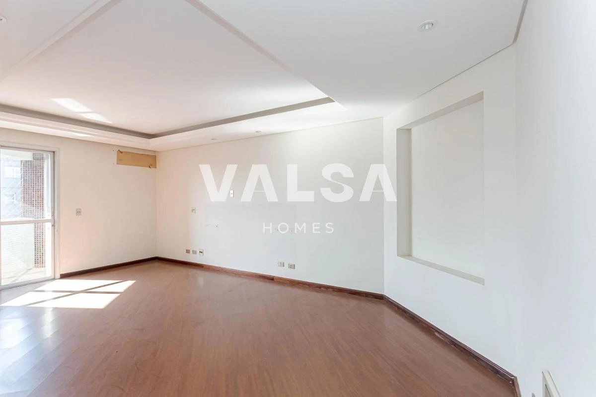 Ванна та 4 спальні: квартира 441 м² — photo 16