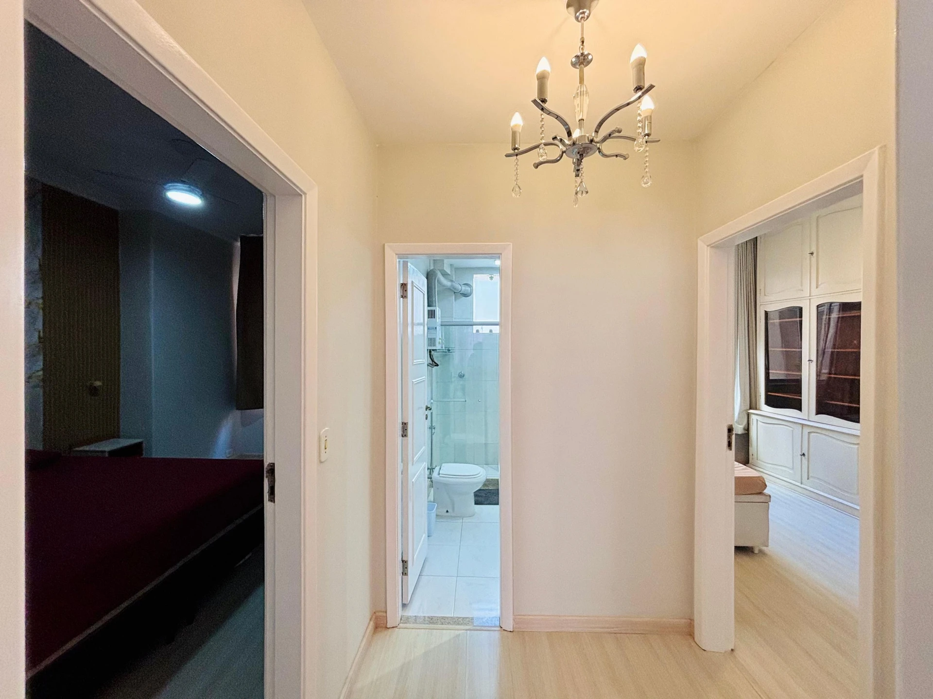 Mountain view in a 3-bedroom apartment, 120 m² — photo 26