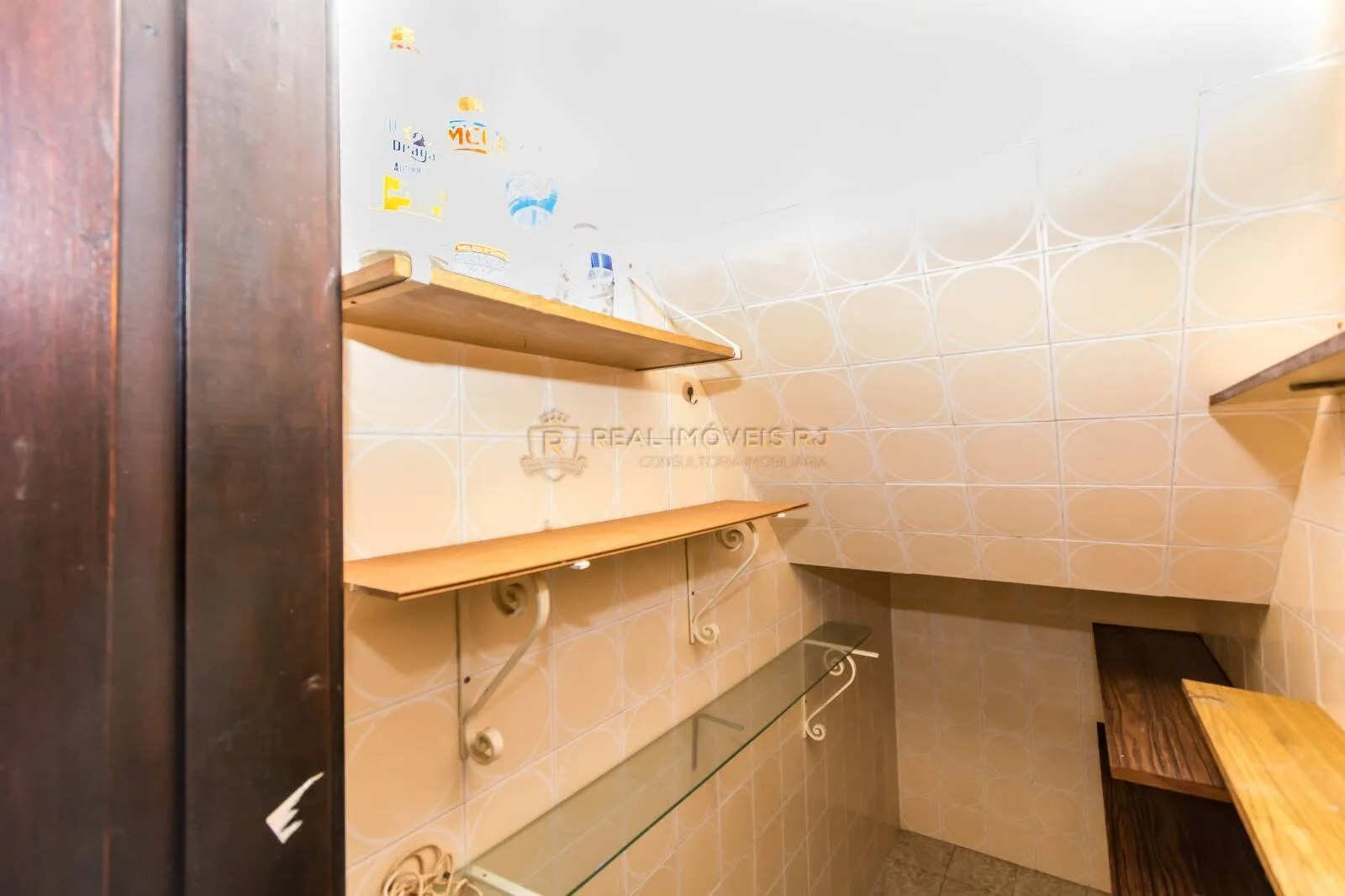 Unfurnished house with 3 bedrooms and 5 bathrooms — photo 12