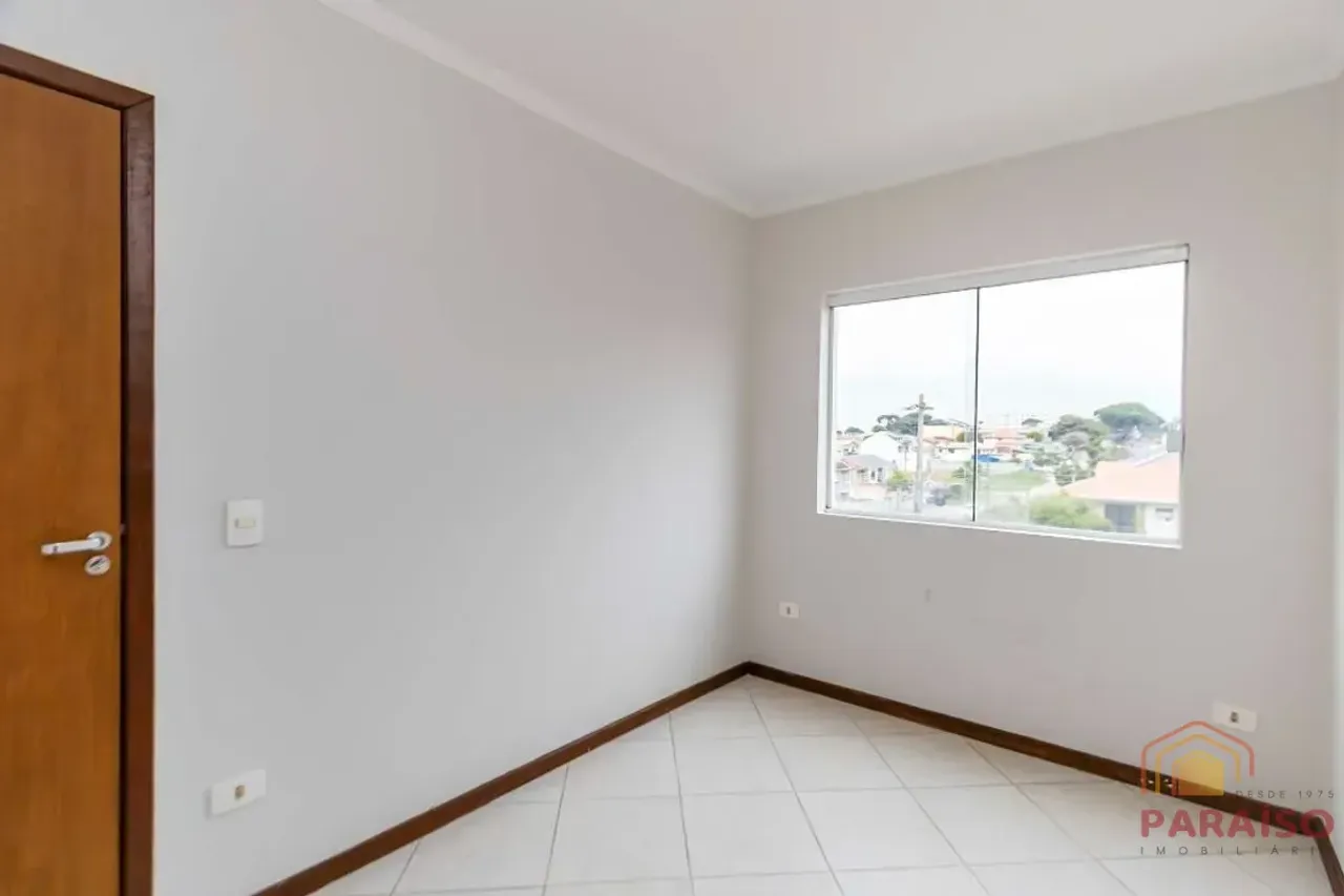 Rental apartment with 2 bedrooms and a balcony — photo 11