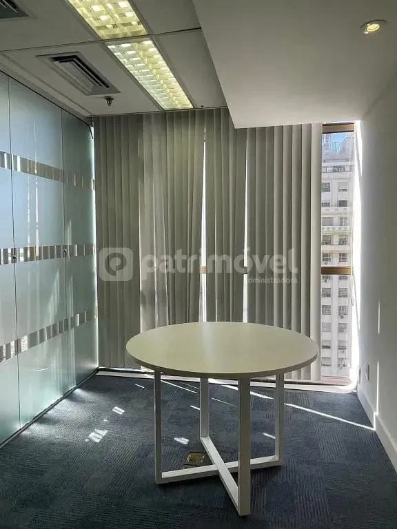242 m² apartment with 1 bedroom and air conditioning — photo 29