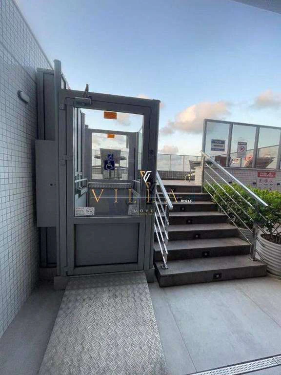 2-bedroom apartment with a private BBQ — photo 5