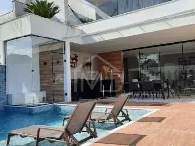 4-bedroom house with 350 m², 3 parking spaces and pool — photo 5