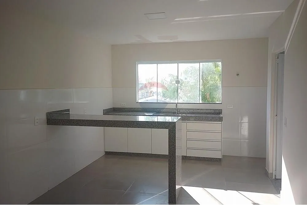 Casa com 3 quartos e cozinha americana — photo 2