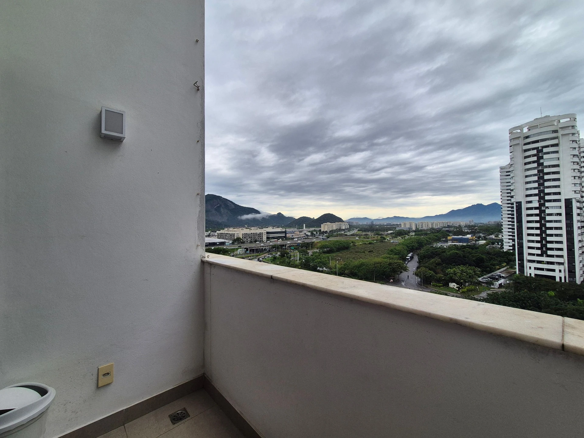 Furnished apartment with 2 en-suite bedrooms and 1 parking — photo 8