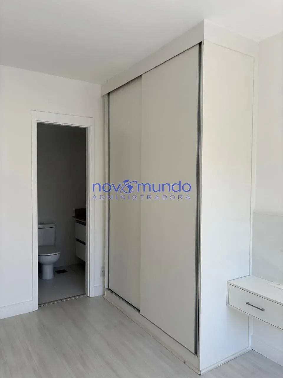 Unfurnished 2-bedroom apartment with 2 bathrooms — photo 15