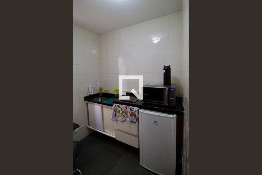Furnished apartment, 29 m², with a walk-in closet — photo 2