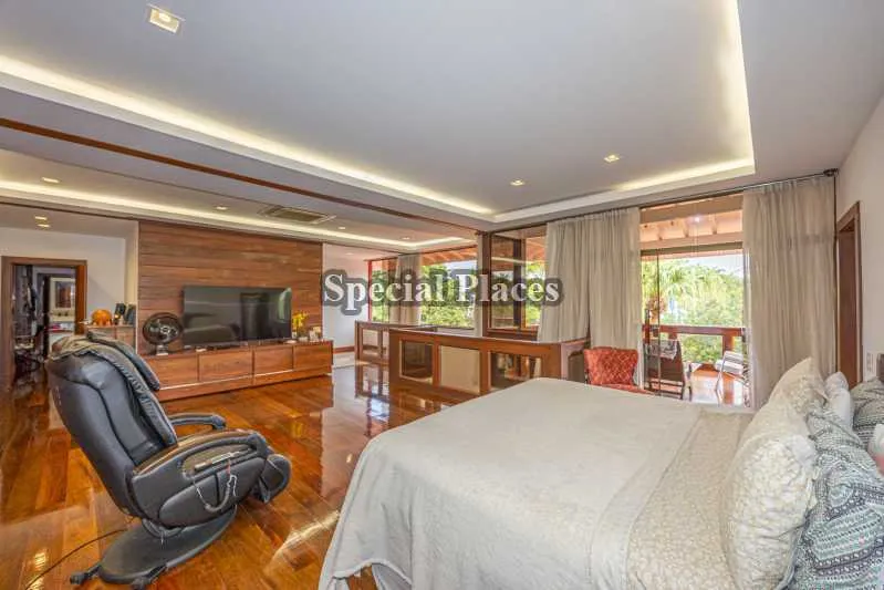 Furnished house with 5 bedrooms and 5 bathrooms plus balcony — photo 24
