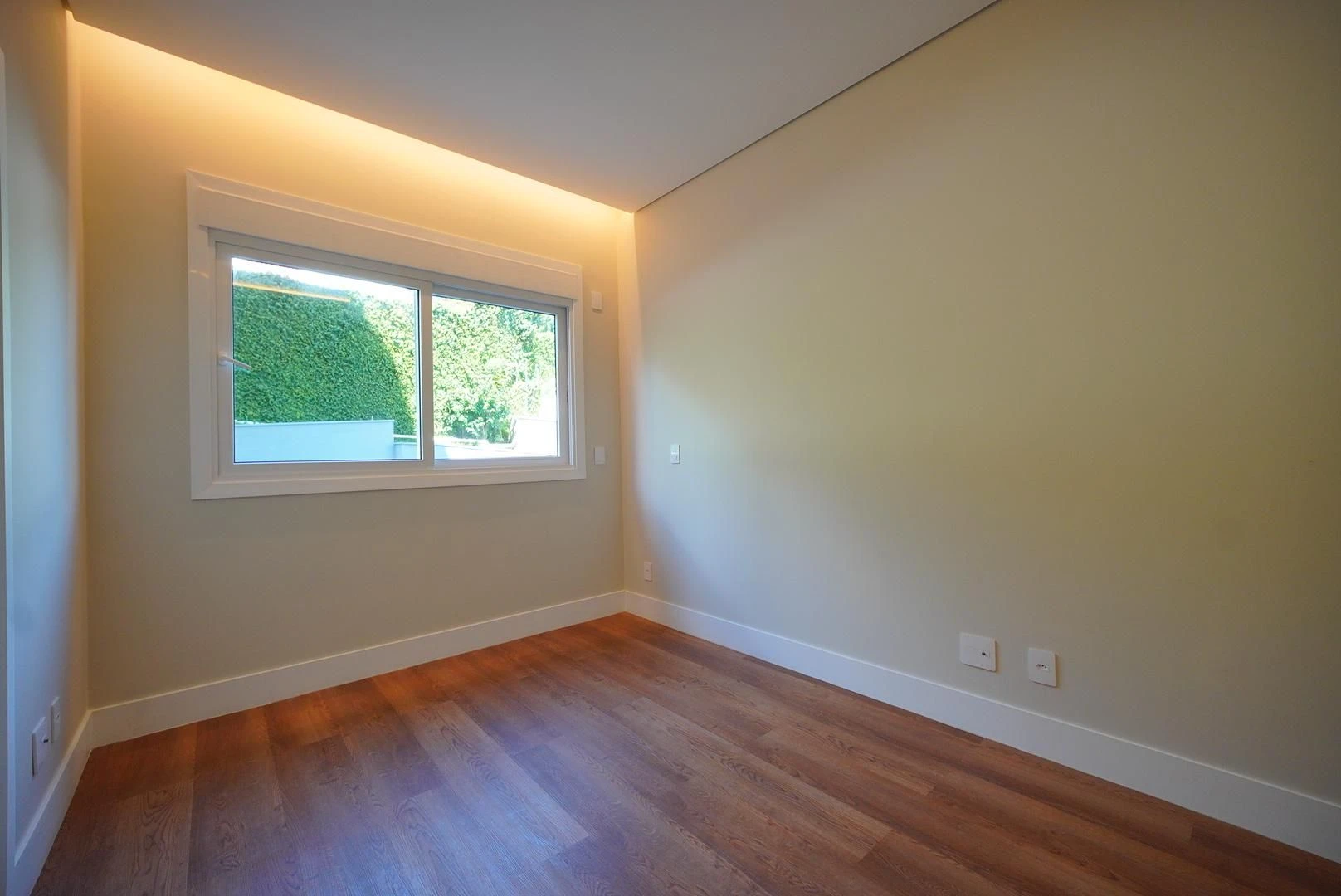 Джакузі та 3 спальні: квартира 159 м² — photo 4