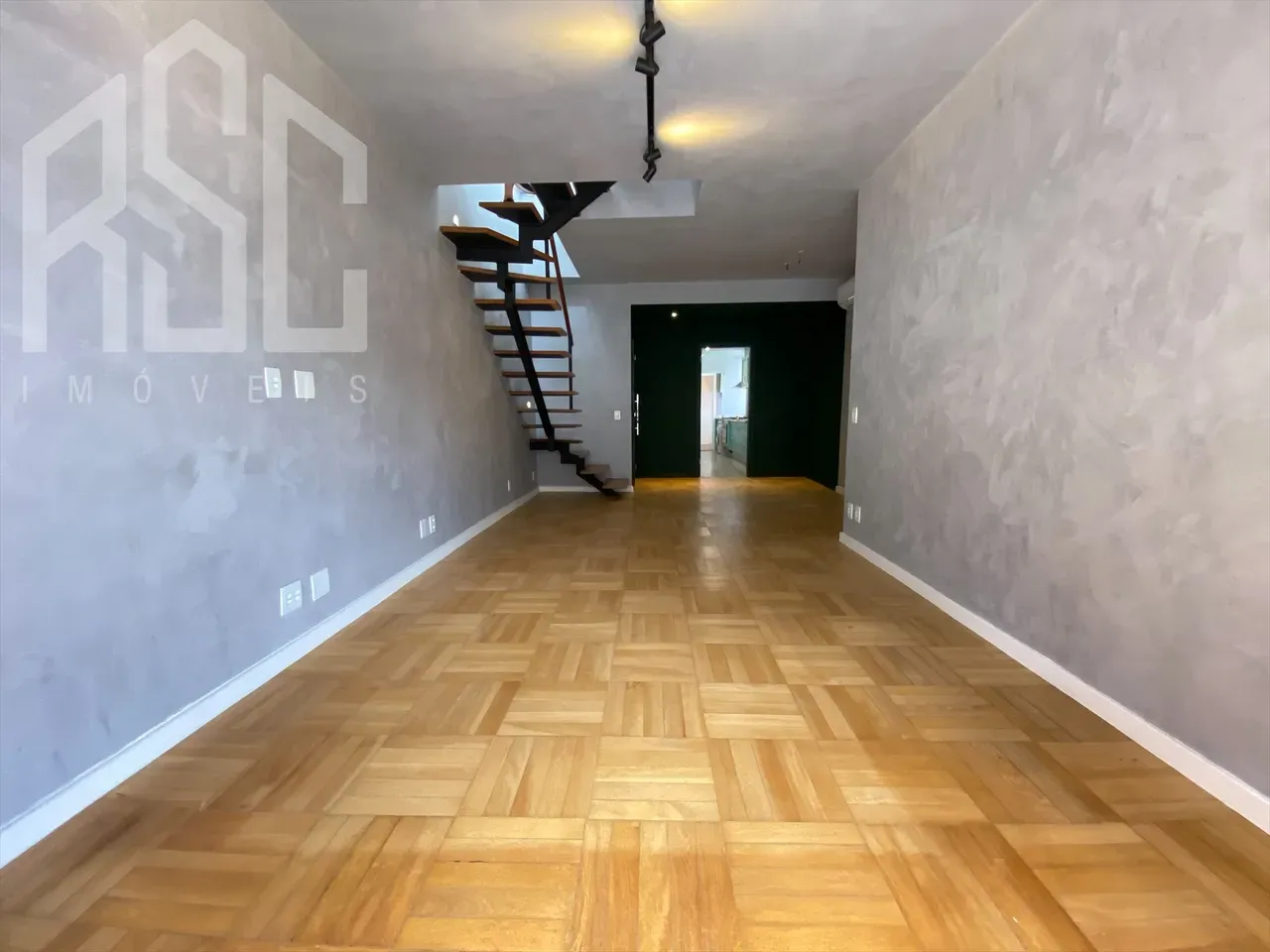 145 m² duplex penthouse with 2 bedrooms and 3 baths — photo 13