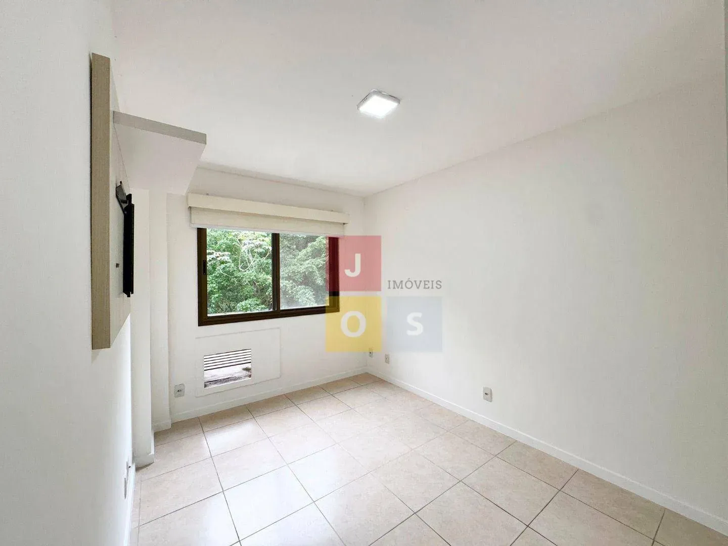 2-bedroom apartment with glassed balcony and 1 parking — photo 25