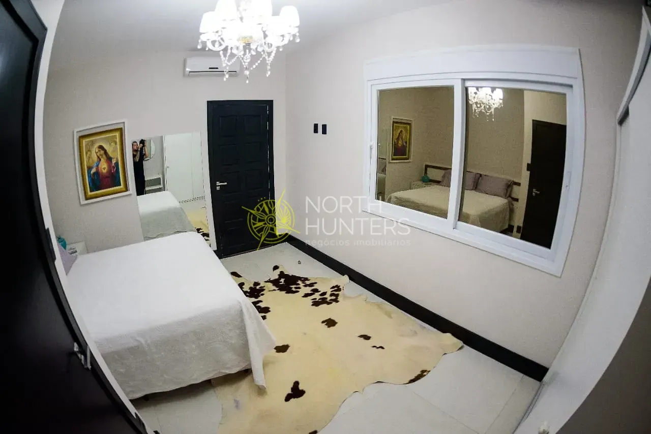 Casa con 5 dormitorios y cocina de concepto abierto — photo 84