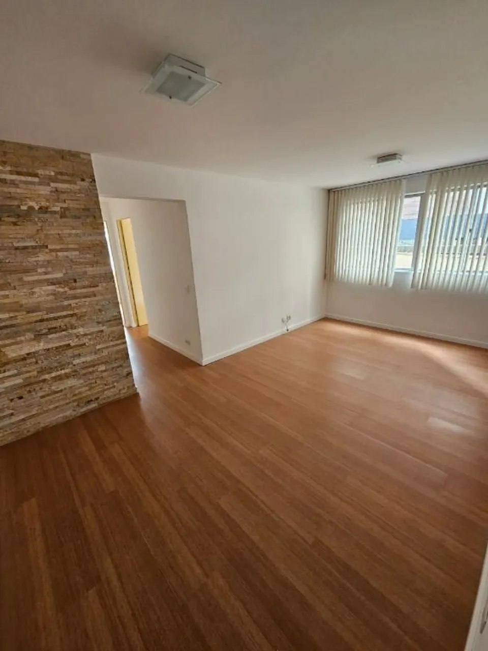 Apartamento de 2 dormitorios con 84 m² y garaje — photo 3