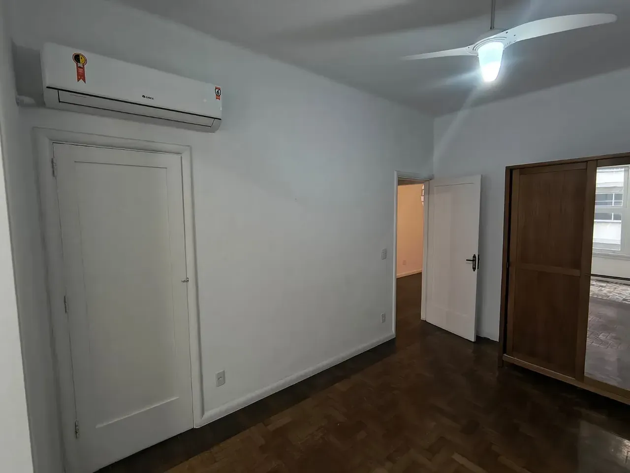 86 m² apartment with 2 bedrooms and city views — photo 7