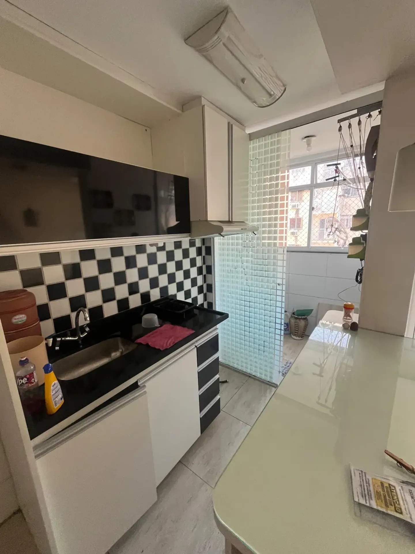 2-bedroom apartment in a building with a gym — photo 22
