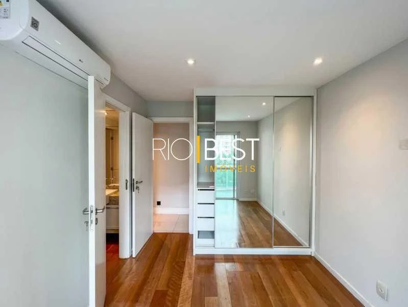 Apartamento amueblado de 127 m² con 3 suites y escritorio — photo 19